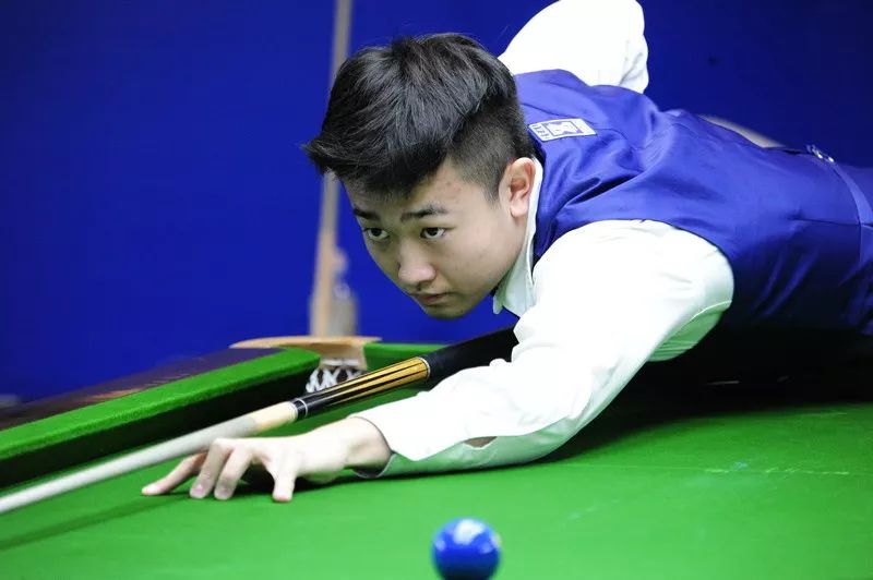 与教练保持 与教练保持