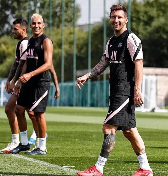 兼具护框和 兼具护框和