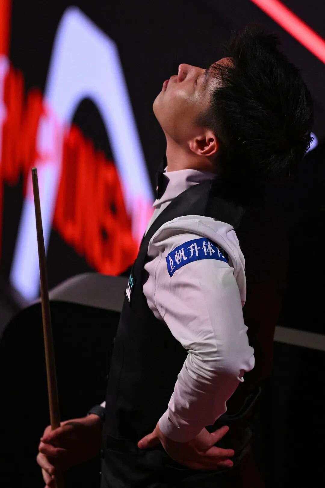 了每一个展 了每一个展