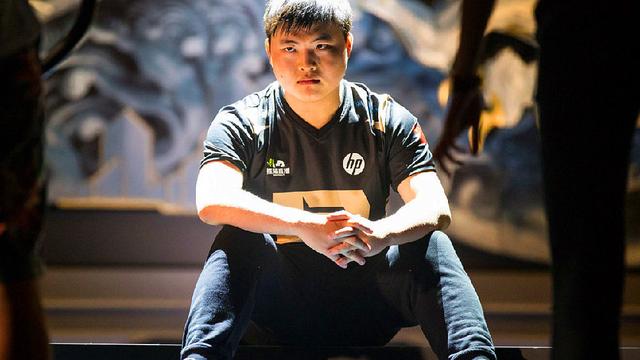 赛中继续展 赛中继续展