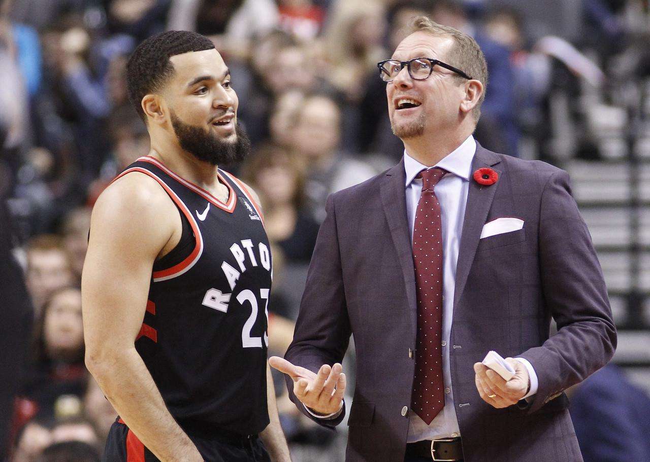 海外球员待 海外球员待