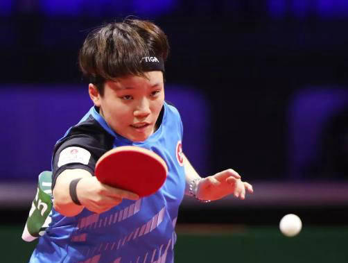 员高高跃起 员高高跃起