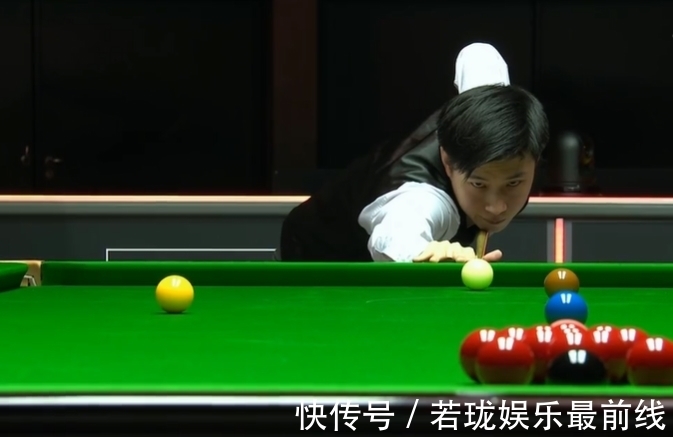 利球场通过 利球场通过